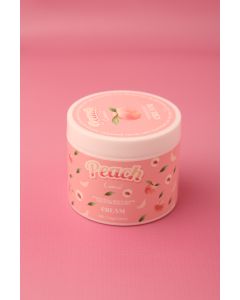 كريم الخوخ للتفتيح والترطيب